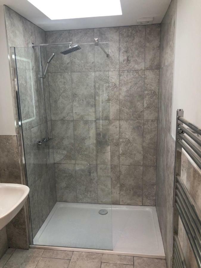 Hamilton Arms Suites Мидхерст Номер фото